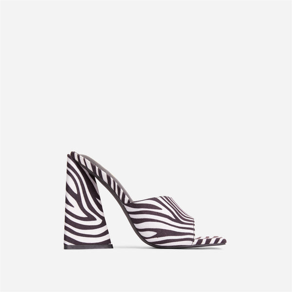 Black_0_5a4dd87c-efab-4090-88b8-78ad8dc1af38_grande