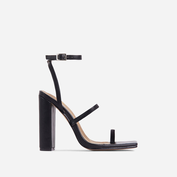 Black_0_83092036-f90f-45da-bb35-7d3a19cceee7_grande