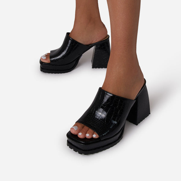 Black_1_366daeb3-3d76-496a-825a-f995cf595136_grande