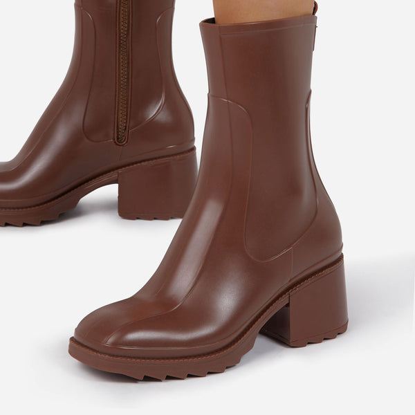 Brown_2_1219dad3-653d-4f67-85e3-b9e7c8a658be_grande