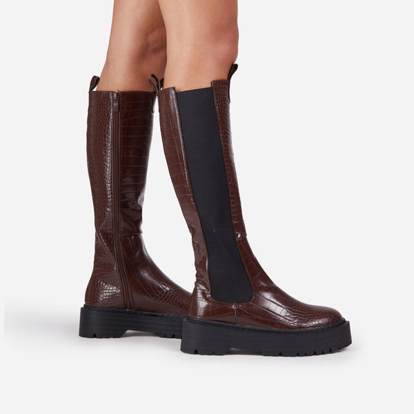 Brown_2_513729a3-e860-4ebd-92b7-708355be9820_grande