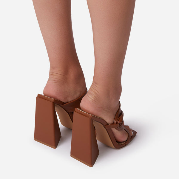 Brown_3_250d324e-806c-4c4a-939c-4879ad3ac435_grande