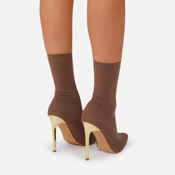 Brown_3_94c6ab77-a740-42aa-9961-e0ee356792ba_grande
