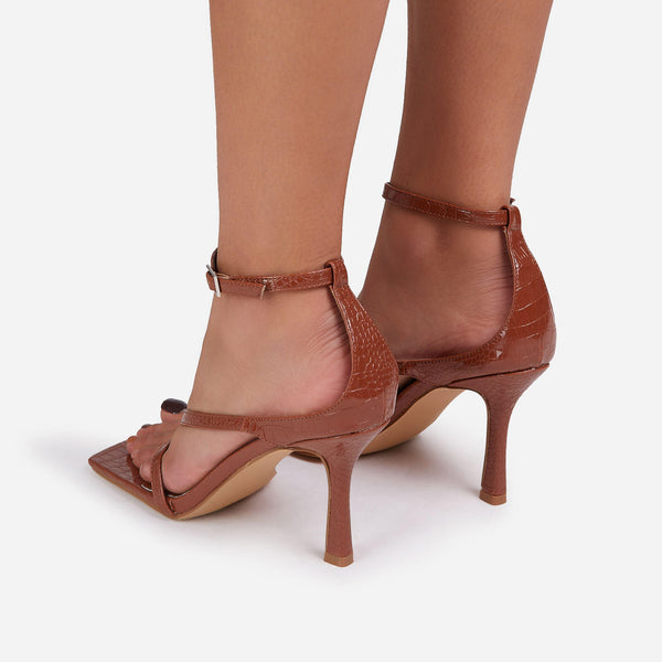 Brown_4_623bda25-77d2-4e46-b612-0653987c4fb0_grande