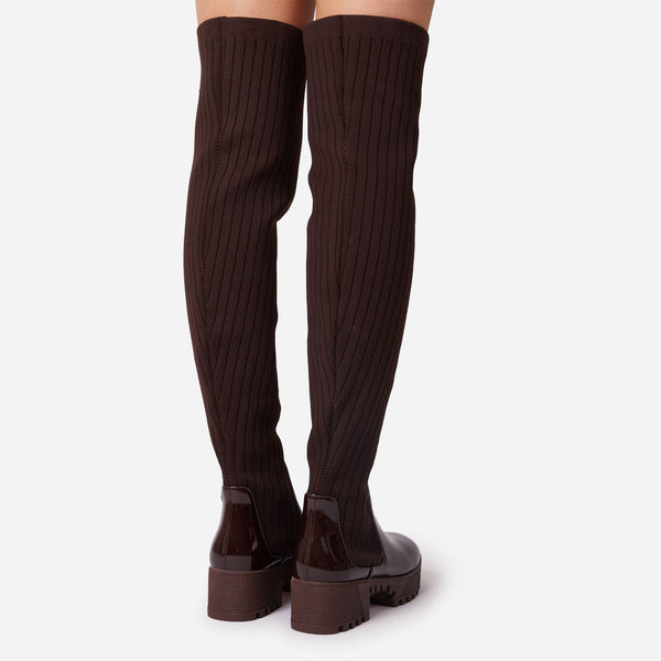Brown_4_grande