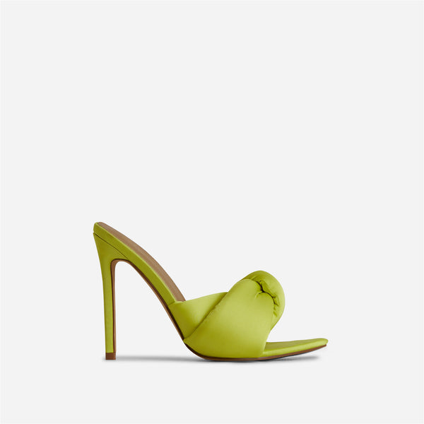 Green_0_90468b22-0888-4d94-9df3-7a261f344fa3_grande