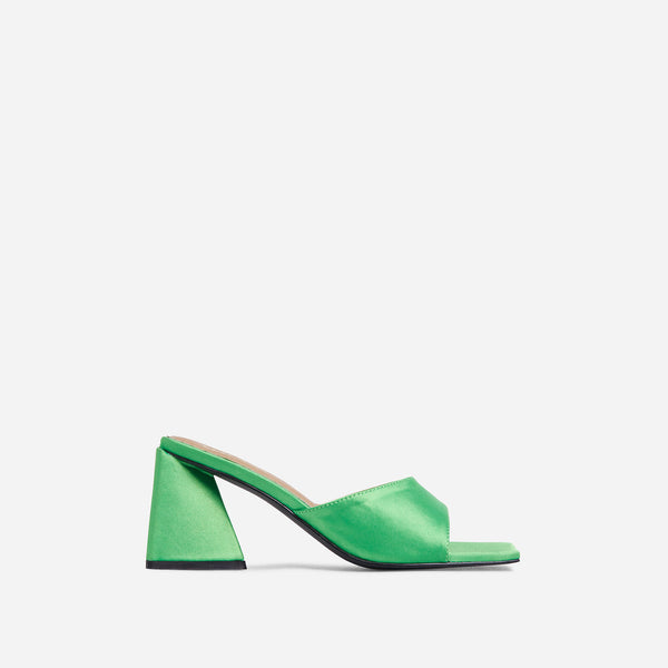 Green_0_a5b36708-939c-45ec-a36b-70e5e75a3aa9_grande