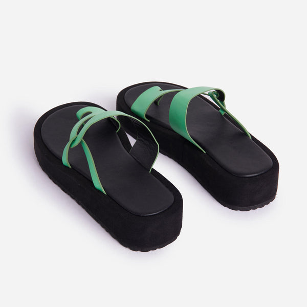 Green_3_34eec47e-4b9f-4509-ac66-98afc28a60ac_grande