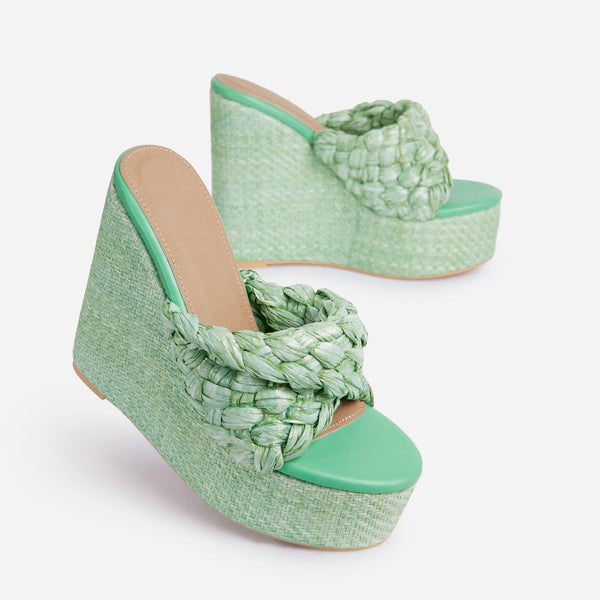 Green_4_fff6d605-1f96-4798-8a3d-251658bd5d3a_grande