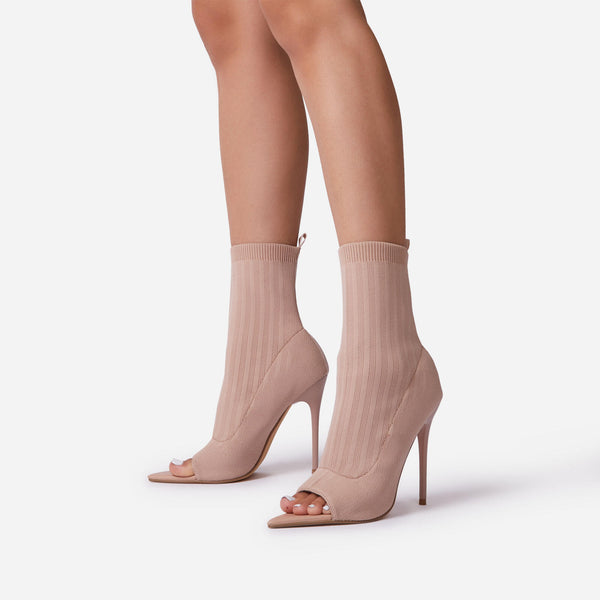 Nude_0_2492b79d-b0b7-42a4-839d-ac1a3dee7127_grande
