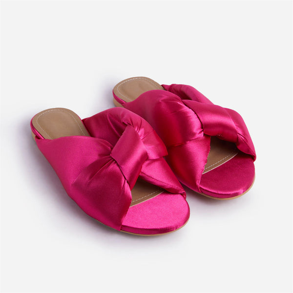 Pink_1_0212877b-36e9-460c-b277-c6708ea7dd1c_grande