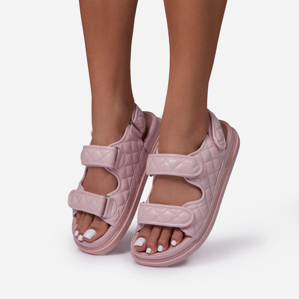 Pink_1_7306a36b-35fb-411a-9747-7440597da85d_grande