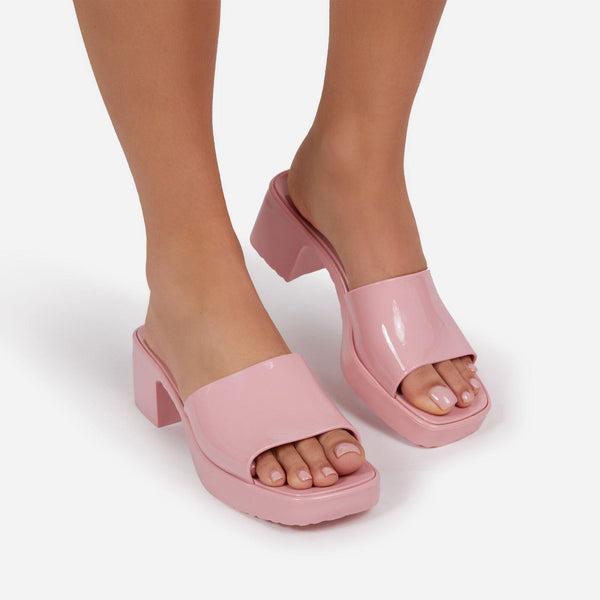 Pink_2_7114875b-6d91-416e-9fc8-e1f25192b353_grande