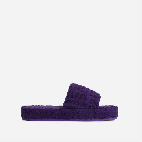 Purple_0_5c99ad17-1cf6-4b59-98a5-541482e38911_grande
