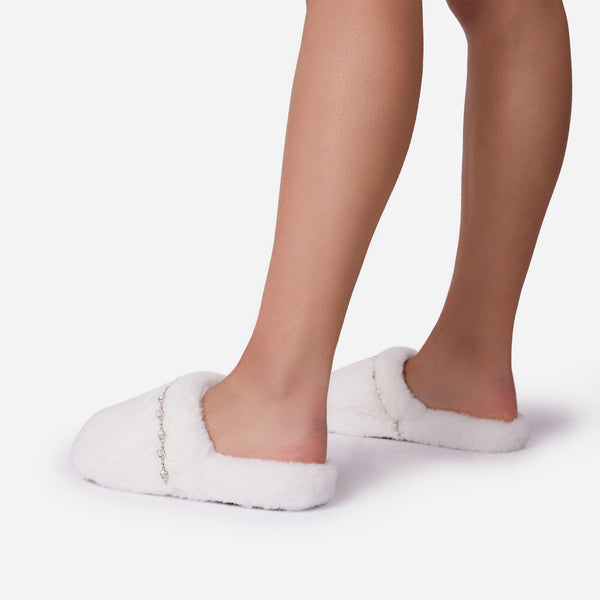 White_3_4aff3158-344c-468a-99bc-331deaa5528c_grande