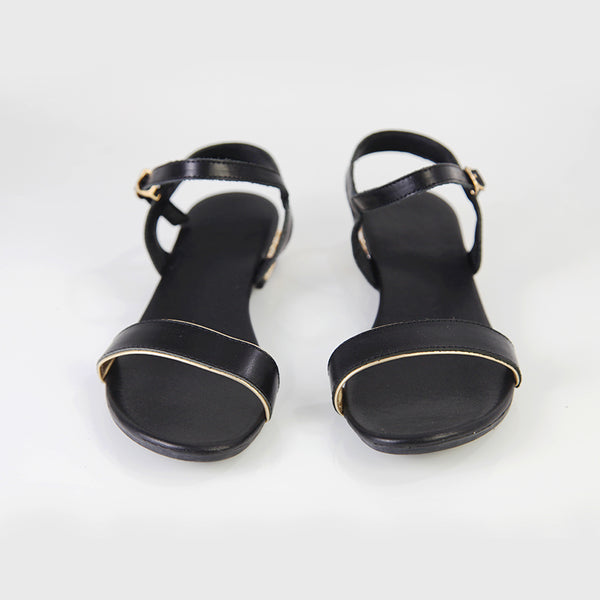 black_3_3af8ae37-d21a-47db-bed8-ea461e590297_grande